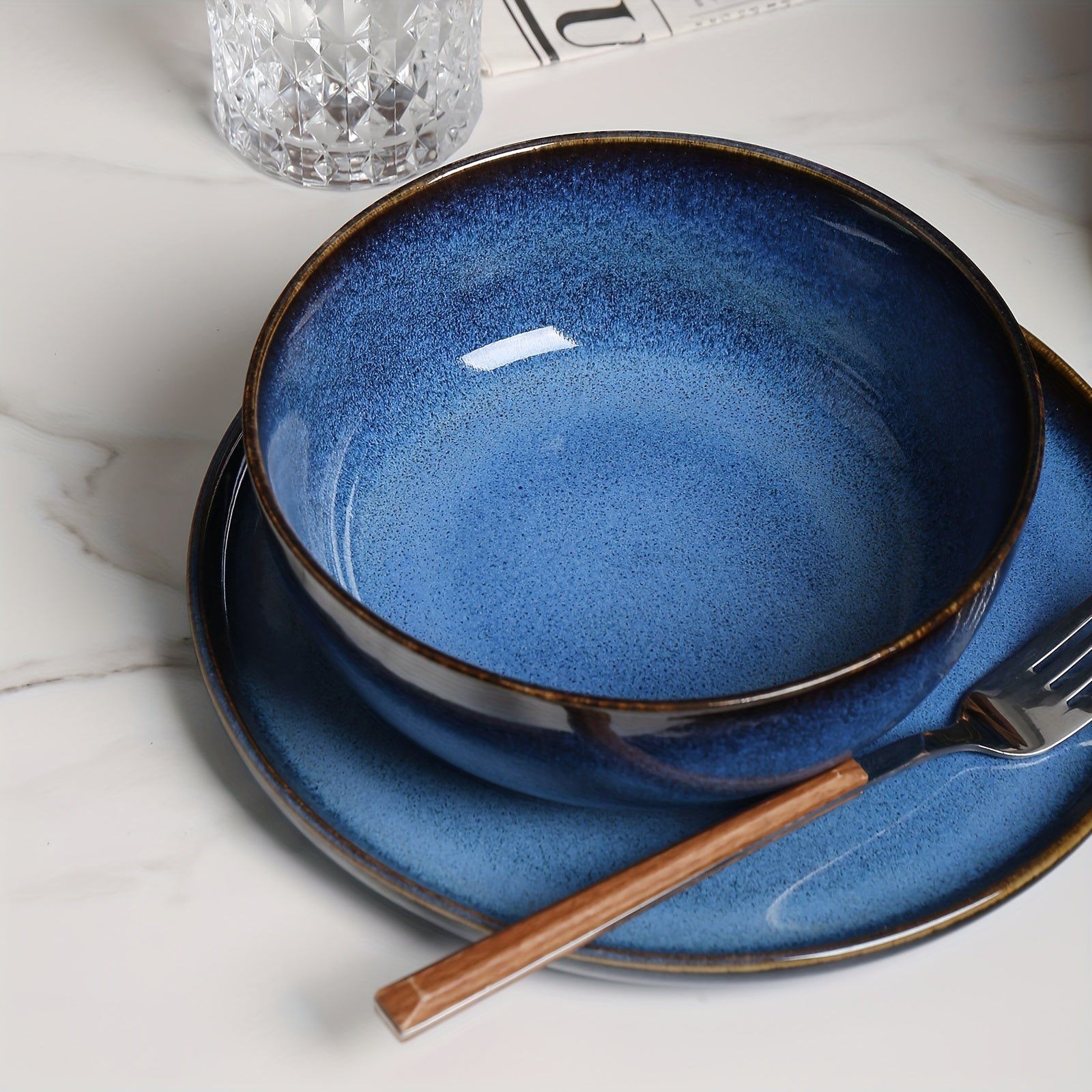 ALOFMO 12pcs Elegant Navy Blue & Golden Accent Dinnerware Set - Stoneware Ceramic Plates, Salad Plates & Bowls, Scratch-Resistant & Anti-Slip, Microwave & Dishwasher Safe, Elegant Deep Blue Glaze, Ideal for Everyday & Formal Dining