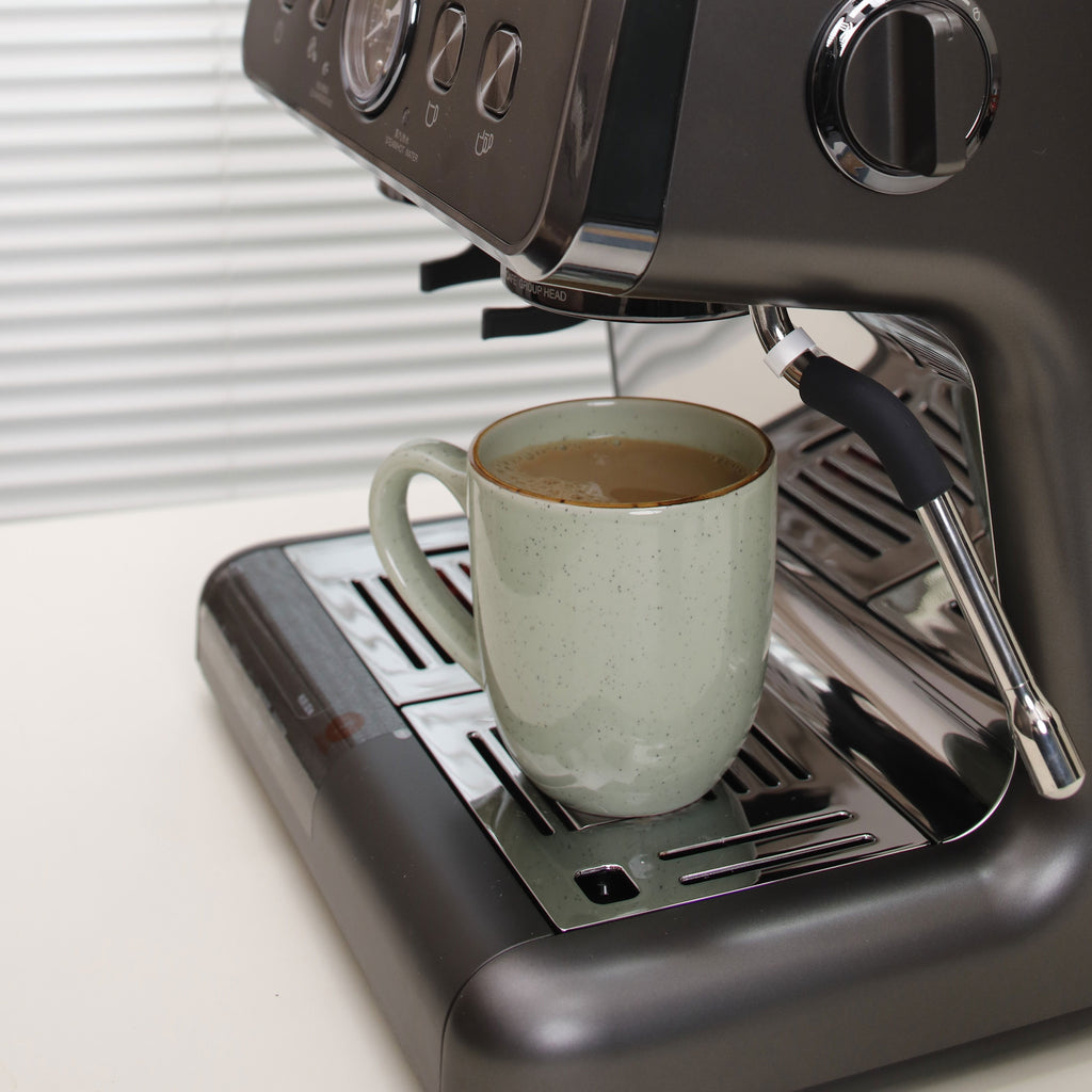 20-Piece Kitchen Must Haves Euro Nordic Reactive Glaze Dinnerware Set-10.5in Dinner Plate\u002F8in Salad Plate\u002F8in Dinner Bowl\u002F6in Cereal Bowl\u002FMugs kitchen accessories Service for 4 People