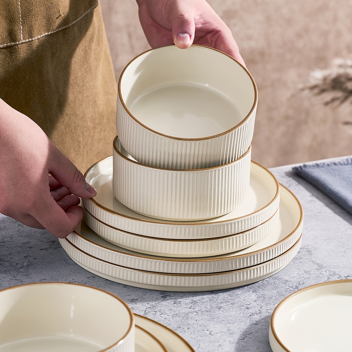 Dinnerware Sets, Plates And Bowls Set for 4, 12pcs Dish Set, Ribbed, Cappuccino White