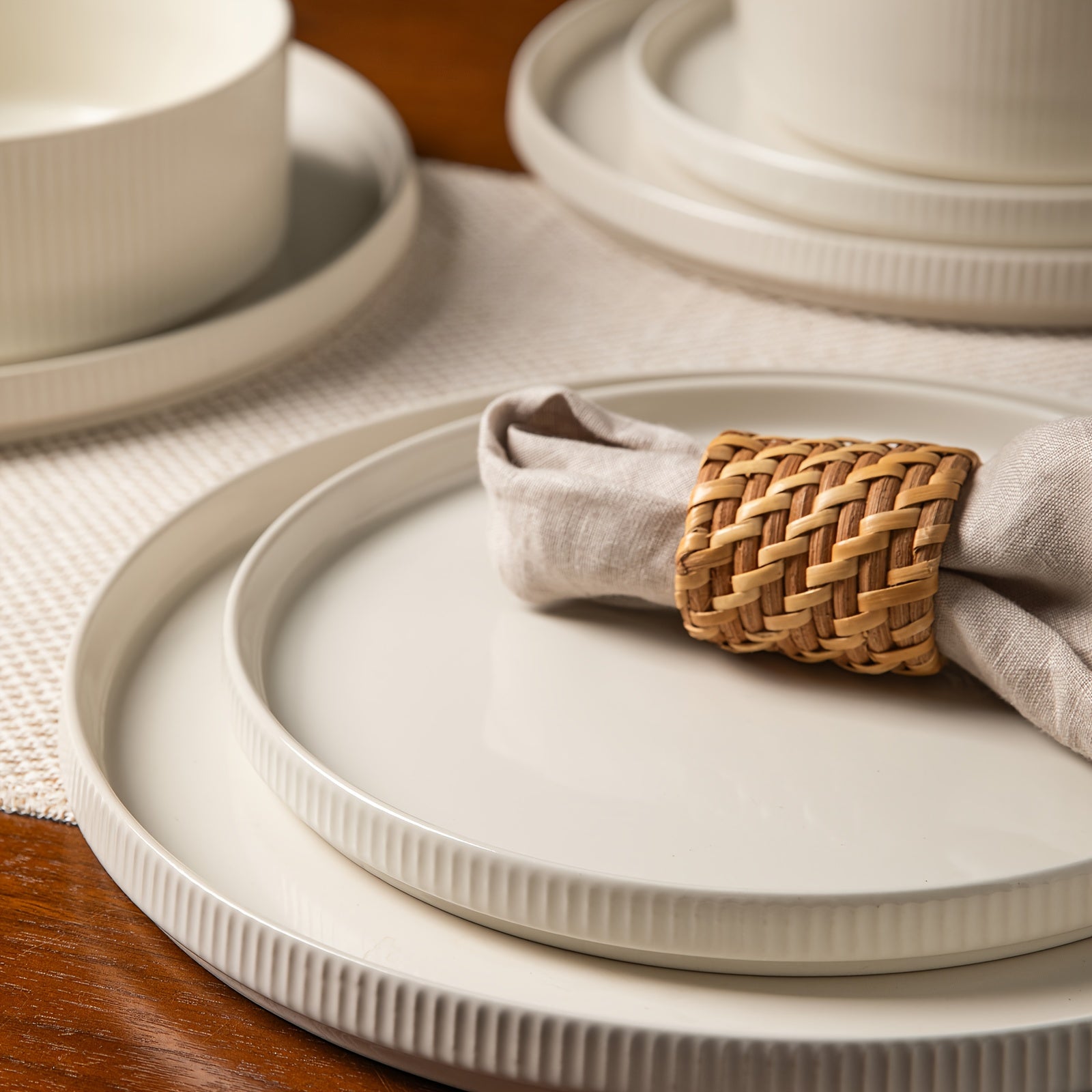 ALOFMO Ceramic Dinnerware Sets For 4, 12pcs Stoneware Plates And Bowls Sets, Reactive Glaze Dish Set, Chip And Scratch Resistant Double, Microwave And Dishwasher Safe, White